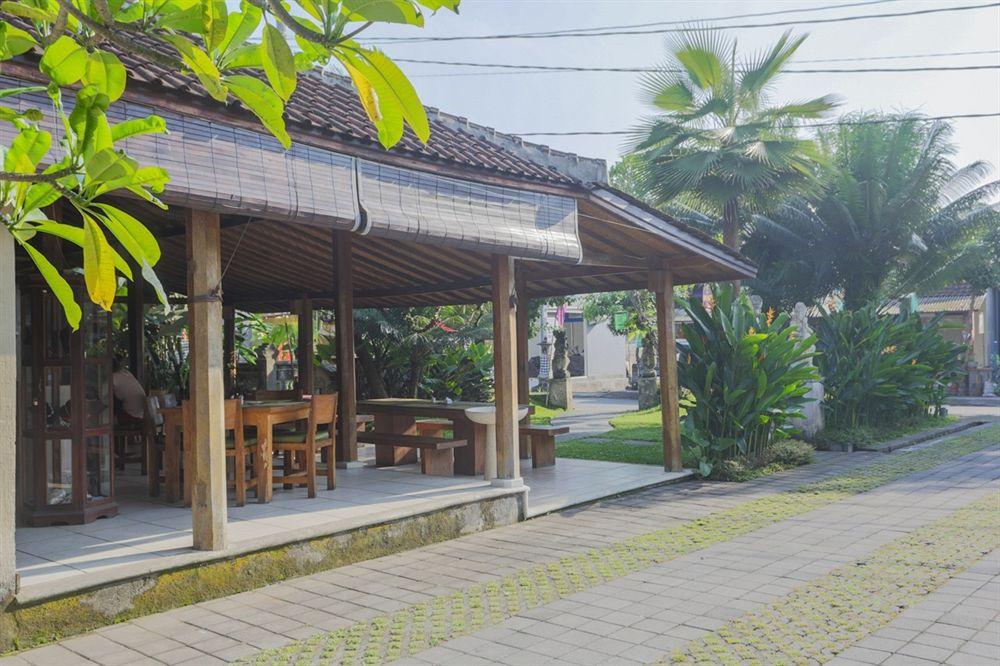 The Grand Sunti Hotel BALI Buitenkant foto