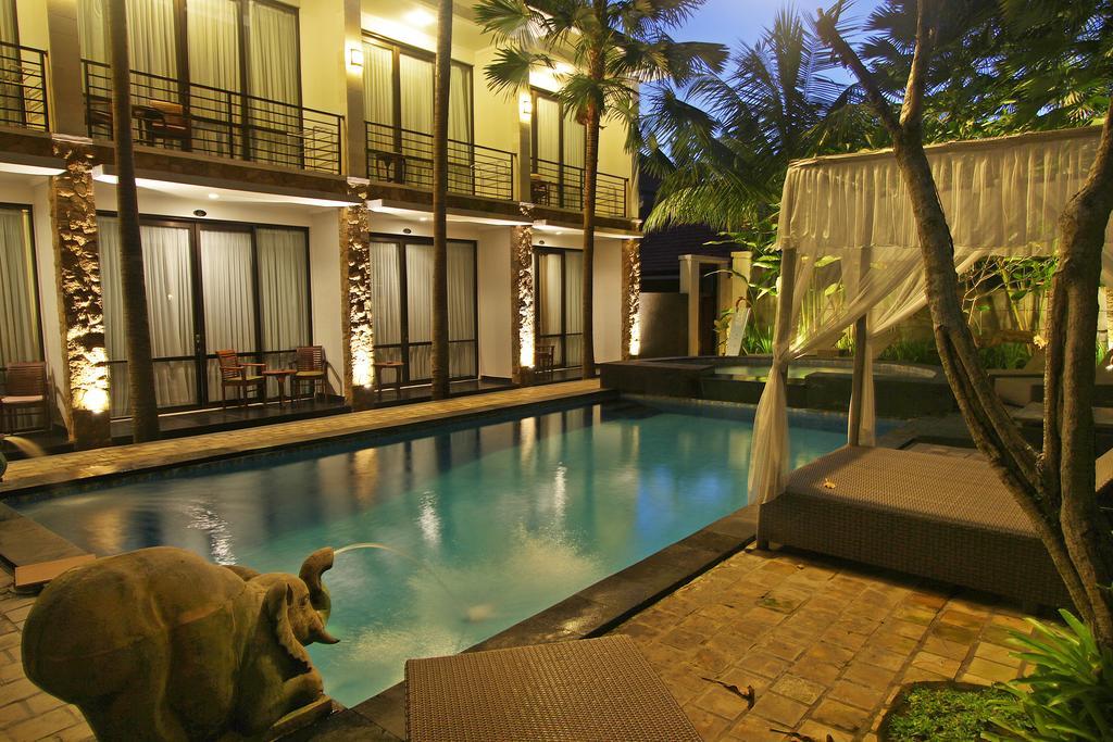 The Grand Sunti Hotel BALI Buitenkant foto