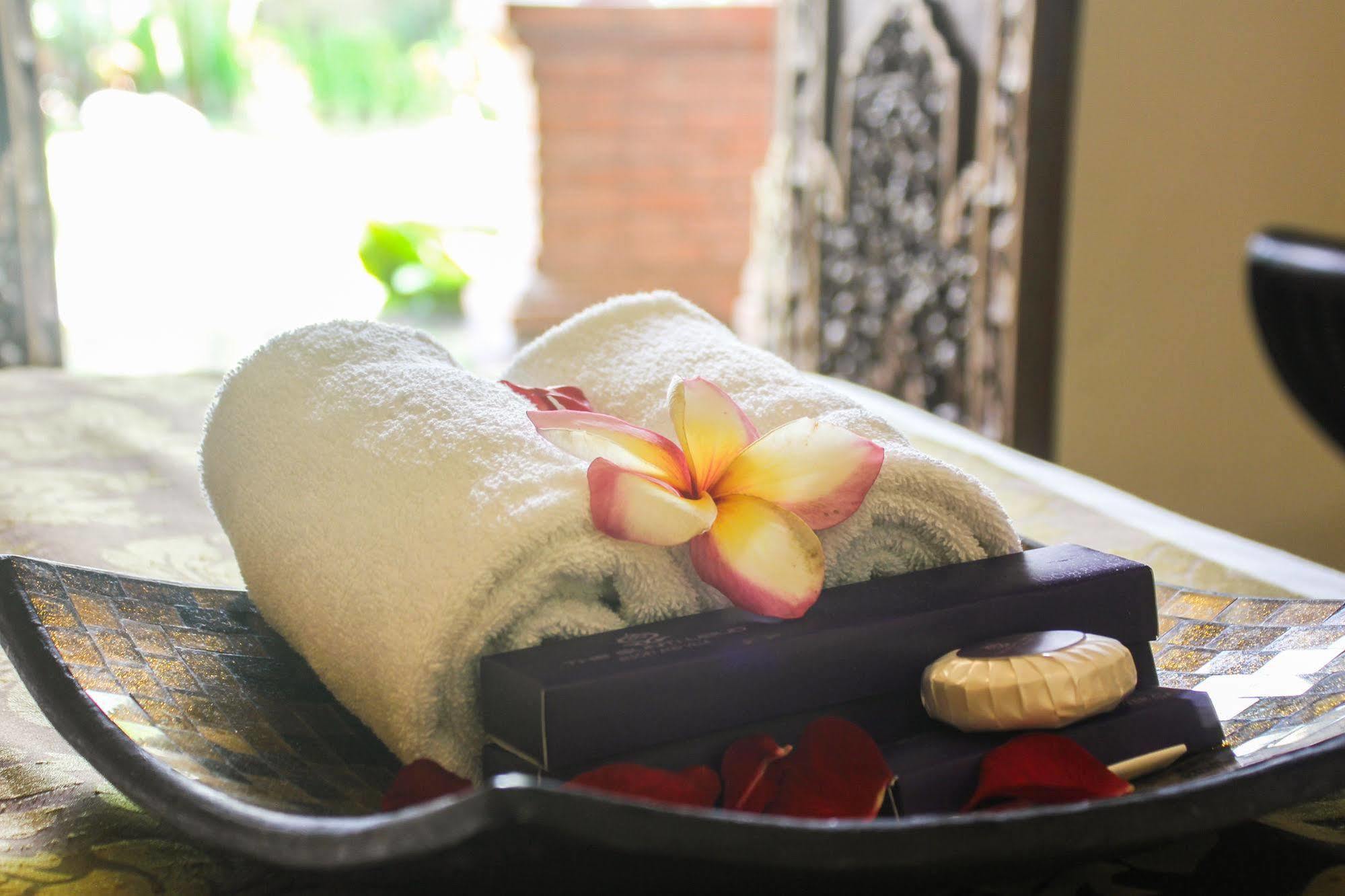 The Grand Sunti Hotel BALI Buitenkant foto