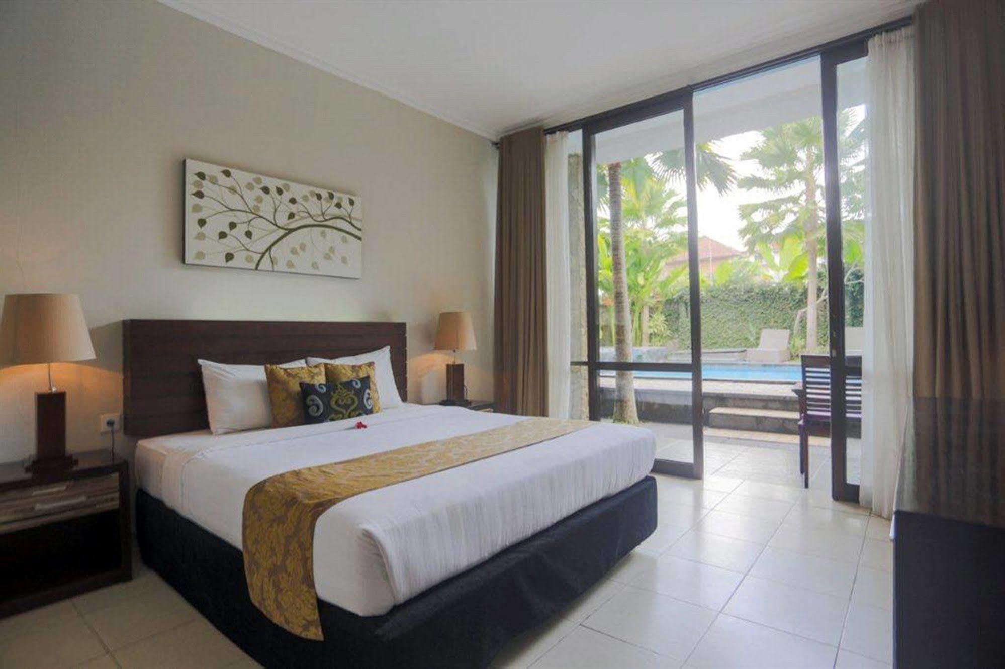 The Grand Sunti Hotel BALI Buitenkant foto